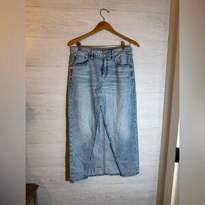 AE - Denim Skirt